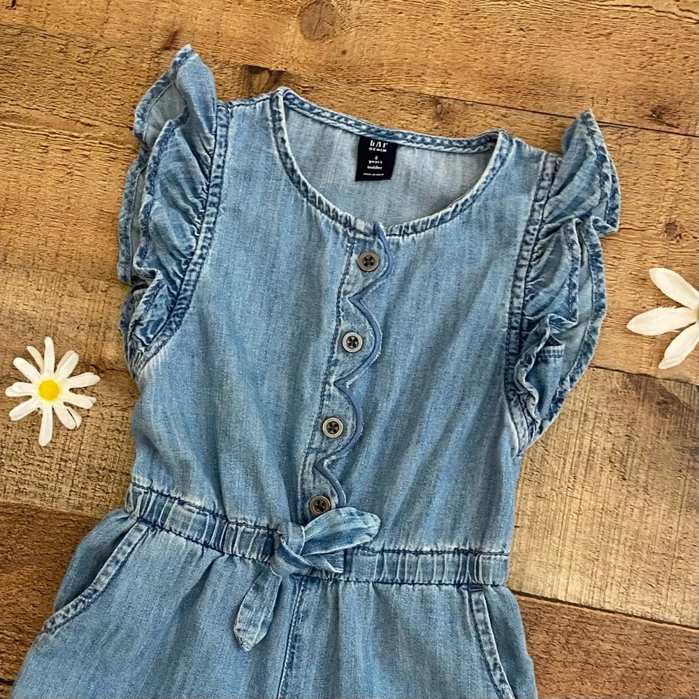 Jumpsuit + 2 Toddler Tees GAP BABY Jumpsuit, 2 Graphic Toddler Tees